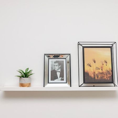 Beautiful 2-Bedroom Apartment Near Schoenbrunn 비엔나 외부 사진
