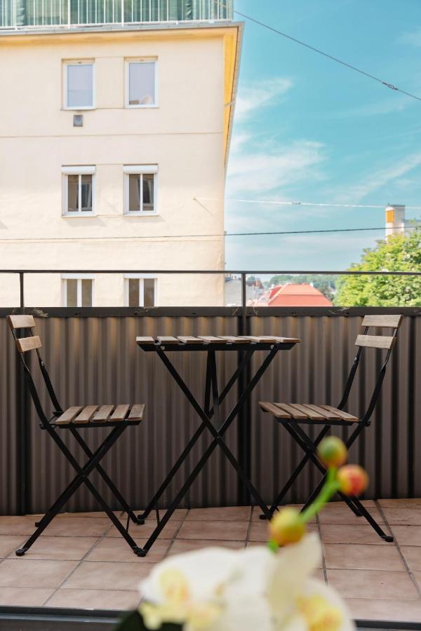 Beautiful 2-Bedroom Apartment Near Schoenbrunn 비엔나 외부 사진