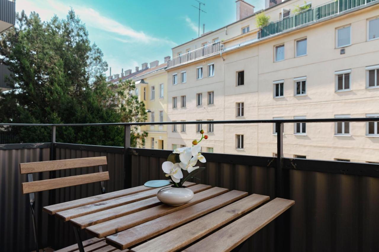 Beautiful 2-Bedroom Apartment Near Schoenbrunn 비엔나 외부 사진