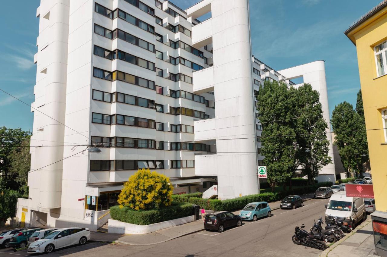 Beautiful 2-Bedroom Apartment Near Schoenbrunn 비엔나 외부 사진